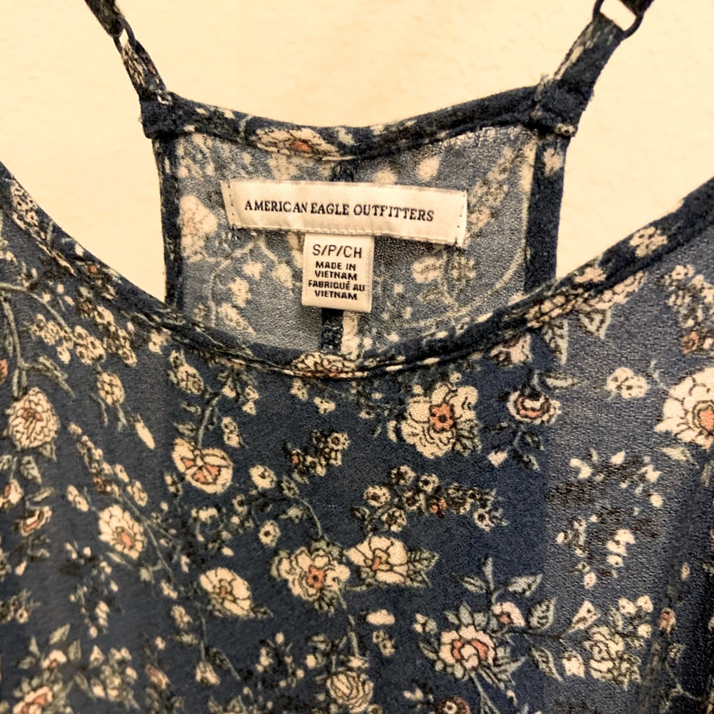 3 Tops By American Eagle Outfitters 🦅